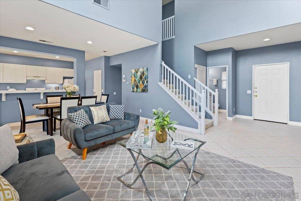 San Diego, CA 92129,9725 Kika Ct