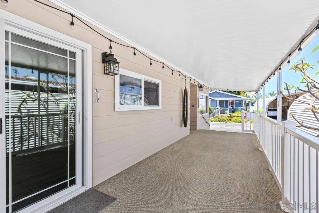 Carlsbad, CA 92011,7218 San Lucas Street #189