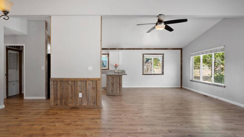 Potrero, CA 91963,24780 Potrero Valley Rd