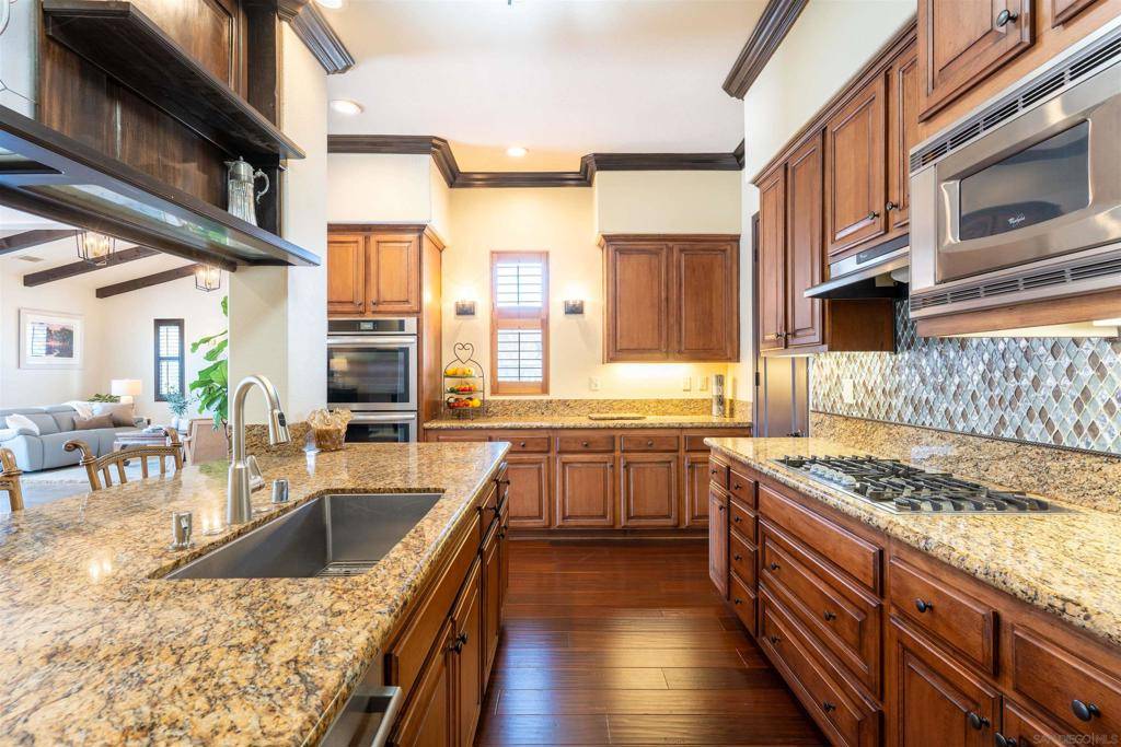 Fallbrook, CA 92028,1961 James Gaynor St