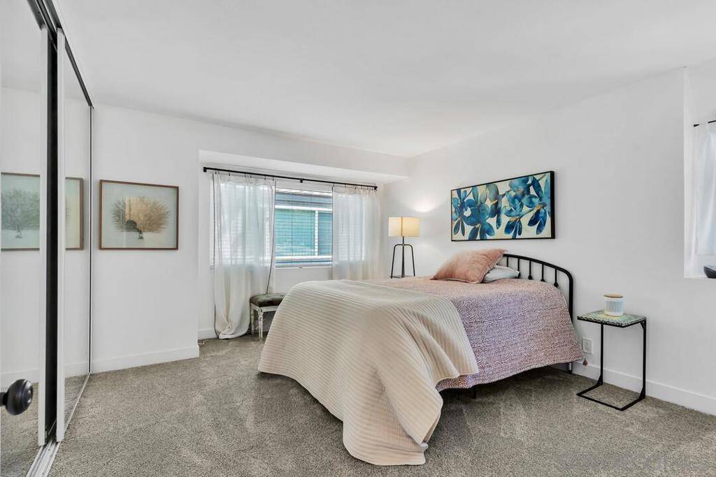 8515 Villa La Jolla Drive #C La Jolla, CA 92037