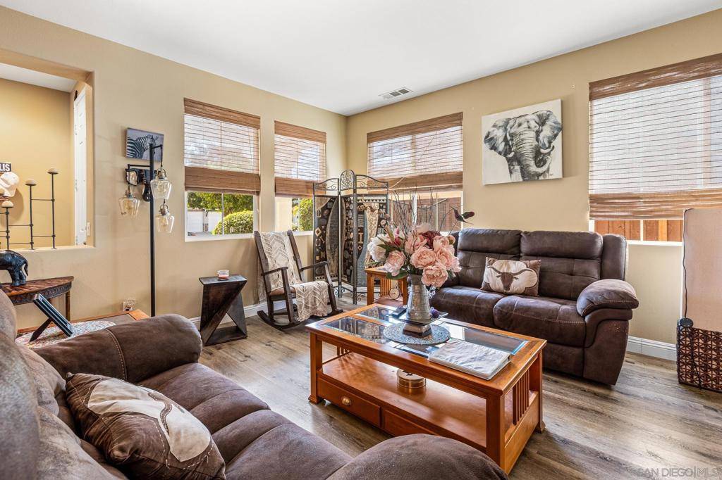 Oceanside, CA 92057,1299 Bellingham