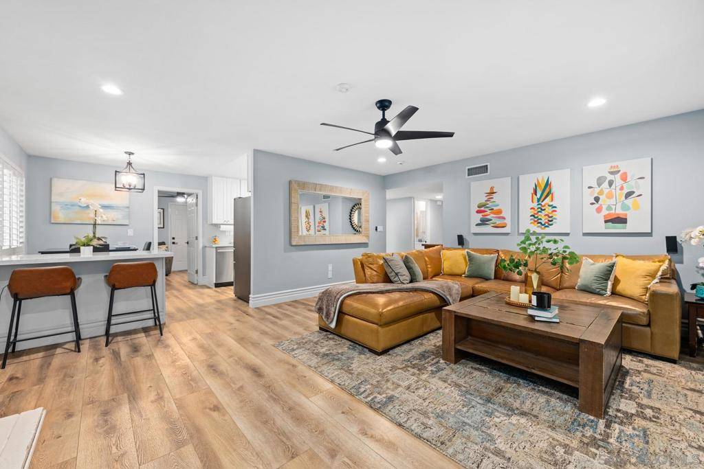 Poway, CA 92064,13503 Maryearl Ln