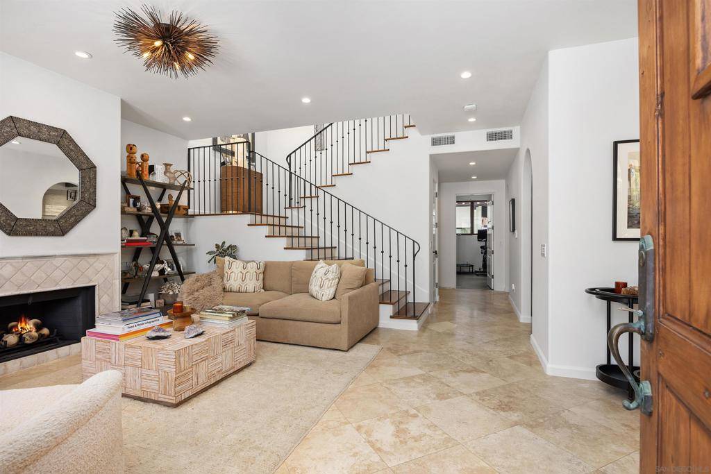 Encinitas, CA 92024,227 Neptune Ave