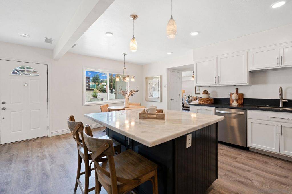 Lakeside, CA 92040,9326 Emerald Grove Ave.