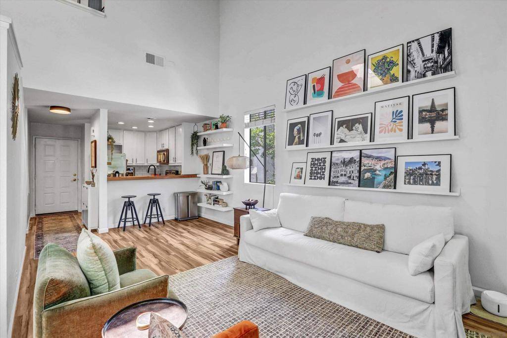 San Diego, CA 92108,2210 River Run Dr #63
