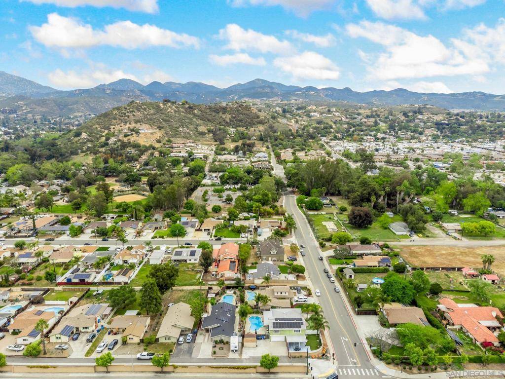 Poway, CA 92064,13406 Aubrey St