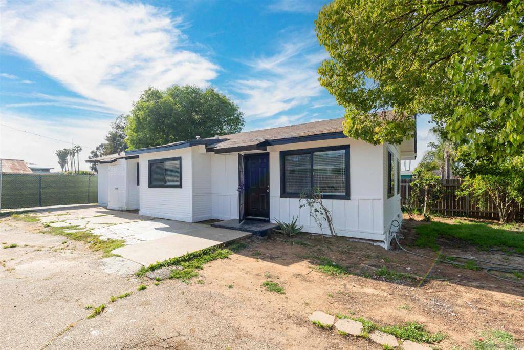 Escondido, CA 92025,717 Park Pl