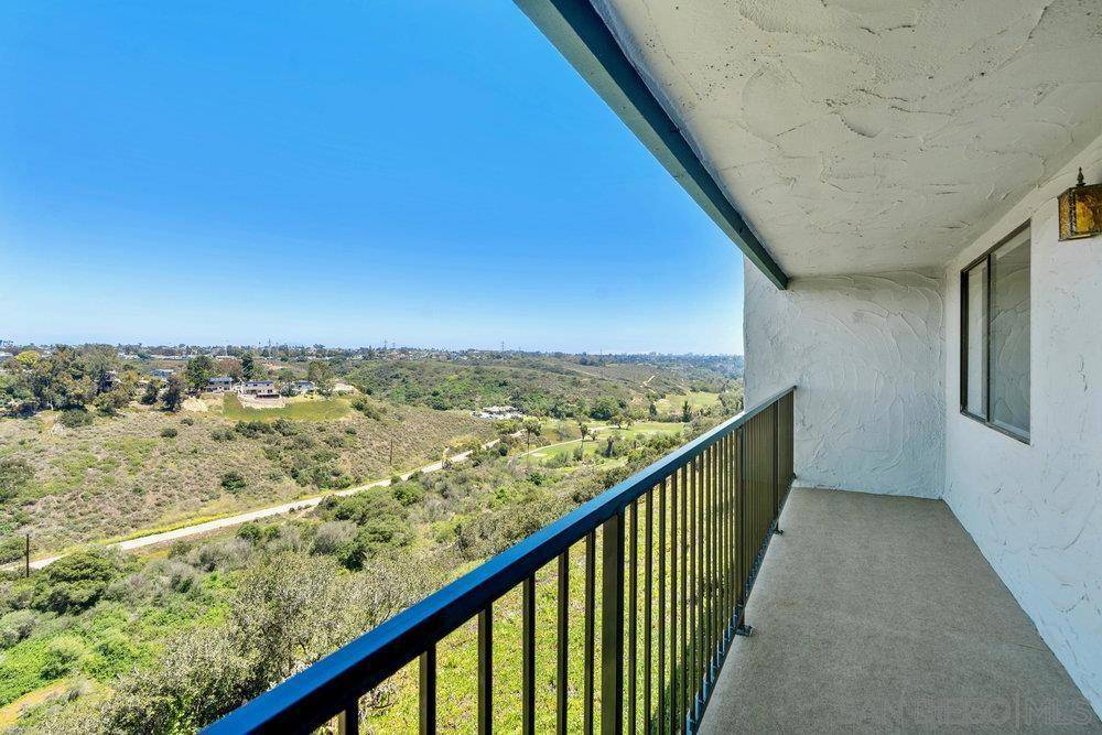 San Diego, CA 92117,2995 Cowley Way #67