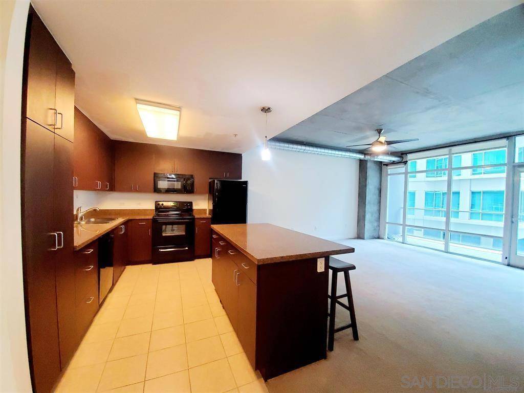 San Diego, CA 92101,1080 Park Blvd #318