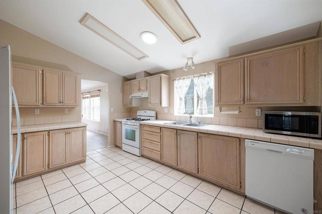 Fallbrook, CA 92028,4650 Dulin Rd #162