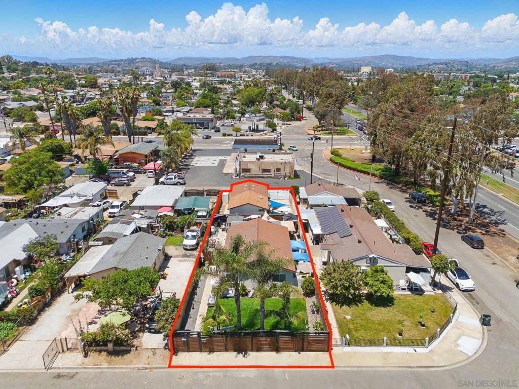 Escondido, CA 92025,514 18 W 10th Ave