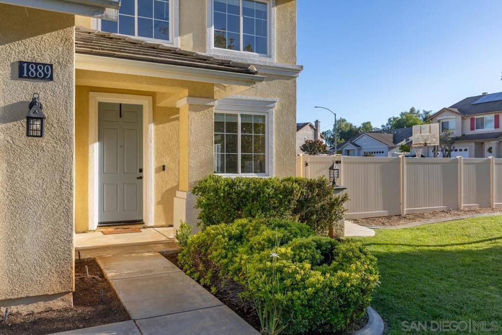 Vista, CA 92084,1889 Autumn Ln