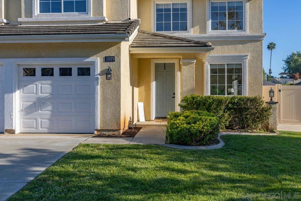 Vista, CA 92084,1889 Autumn Ln