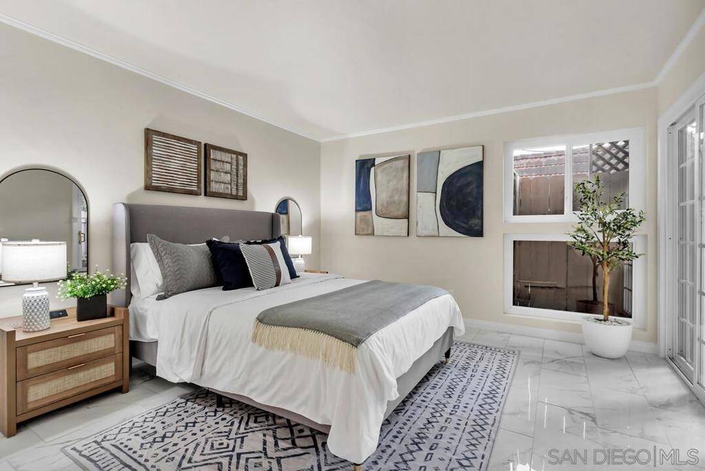 La Jolla, CA 92037,2600 Torrey Pines Rd #B17