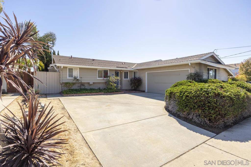 San Diego, CA 92117,4971 Mount Etna Drive