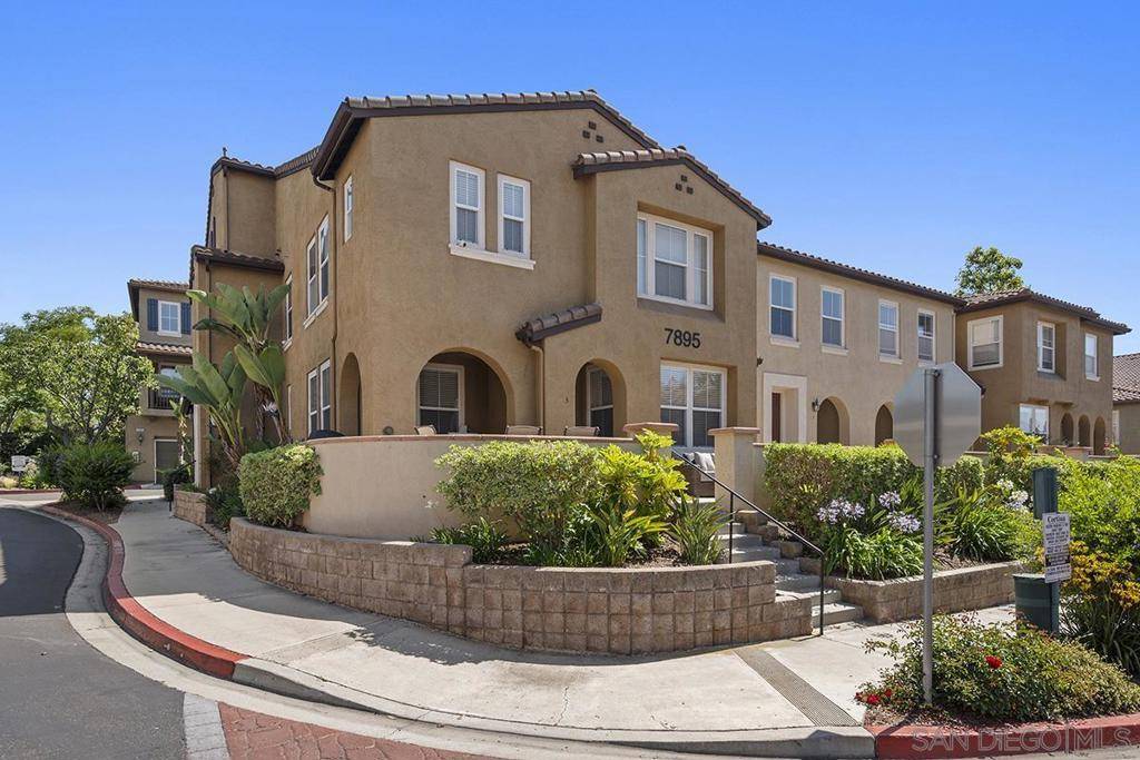 San Diego, CA 92129,7895 Via Montebello #2