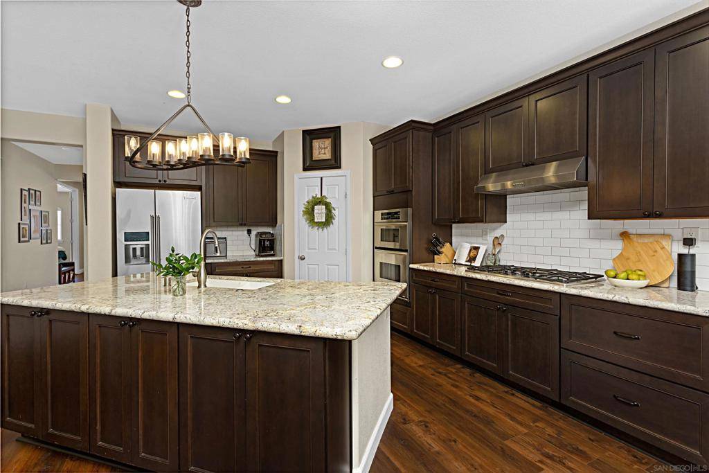 Oceanside, CA 92057,1104 Parkview Dr
