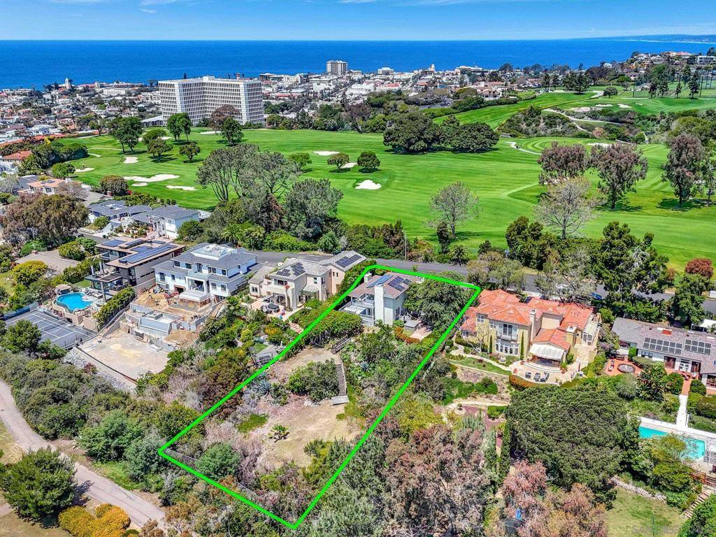 La Jolla, CA 92037,1211 W Muirlands Dr