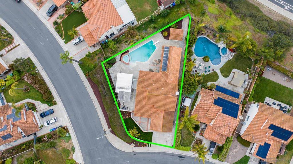 San Diego, CA 92128,13106 Midbluff Ave