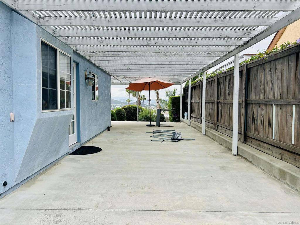 Santee, CA 92071,10749 Len Street