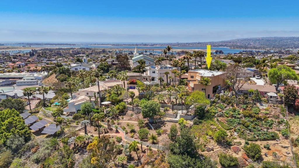 San Diego, CA 92110,2019 Garfield Rd