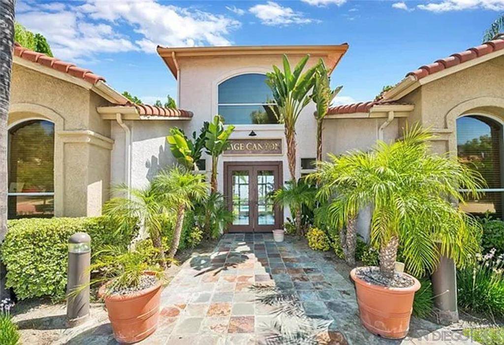 Corona, CA 92882,2275 Del Mar Way #306
