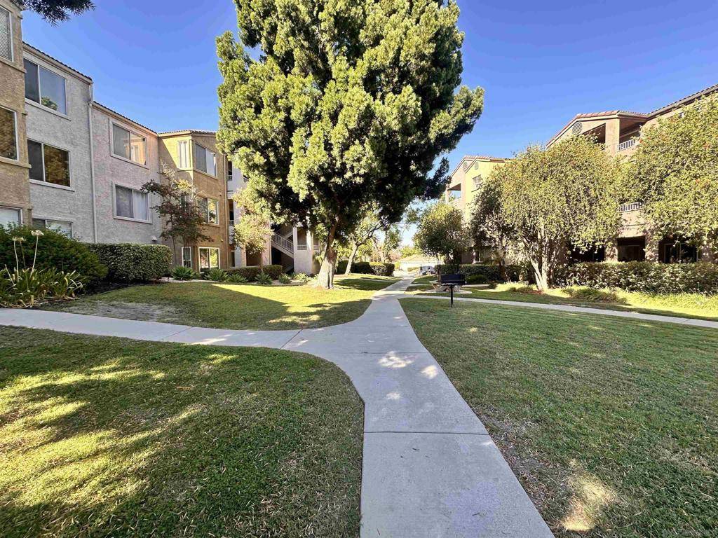 Corona, CA 92882,2275 Del Mar Way #306