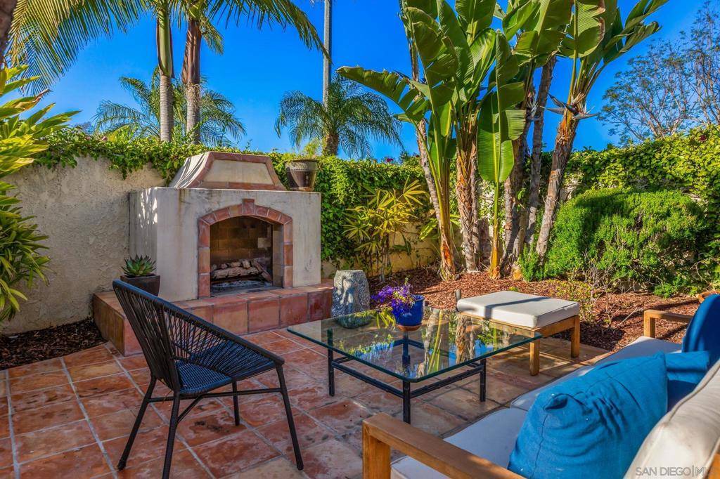 Mission Viejo, CA 92691,27126 Mariscal Ln