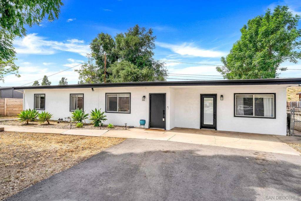 Lakeside, CA 92040,12244 Lakeshore Drive