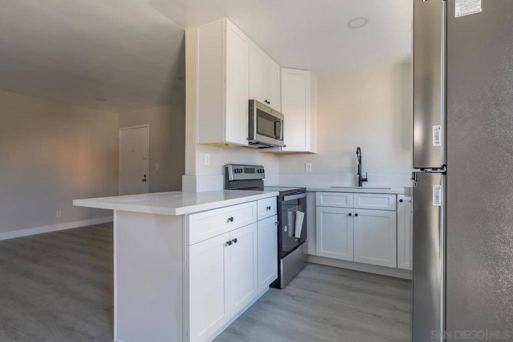 San Diego, CA 92115,4275 48th St
