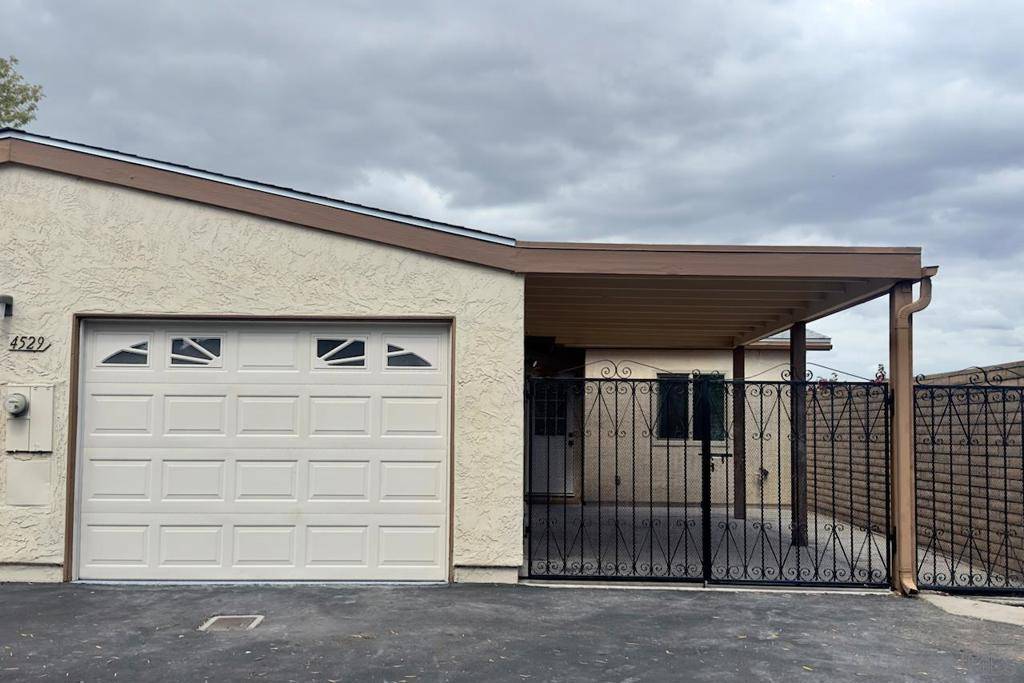 Oceanside, CA 92057,4529 Kittiwake Way