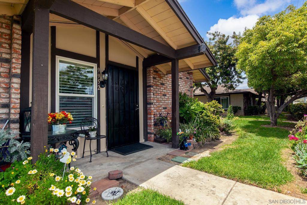 Santee, CA 92071,9952 N Magnolia Ave