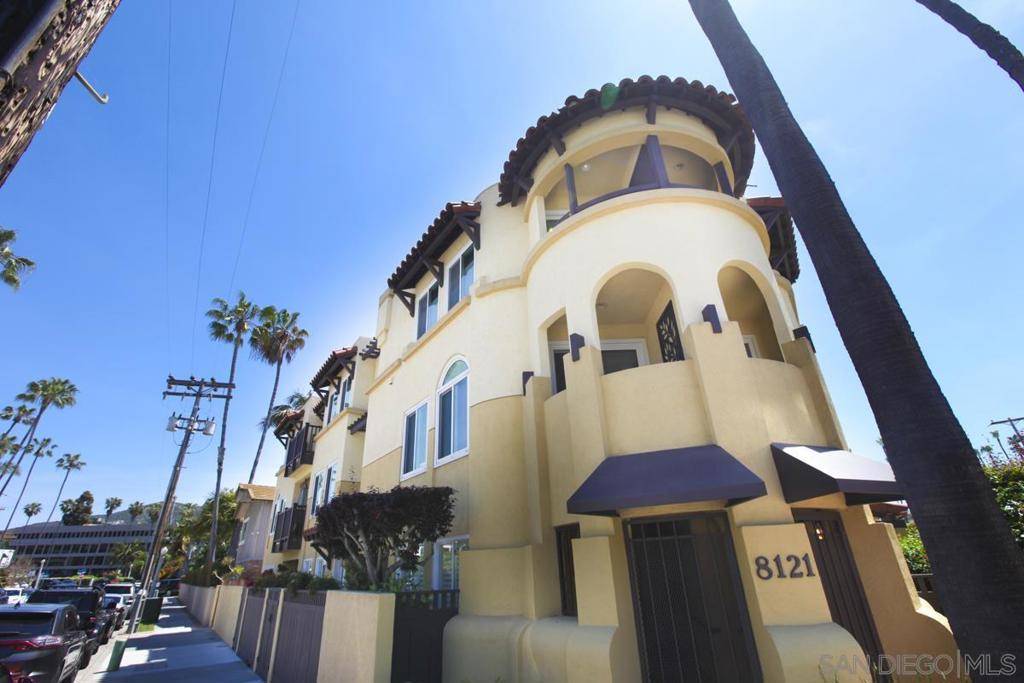 La Jolla, CA 92037,8121 Camino Del Sol #301