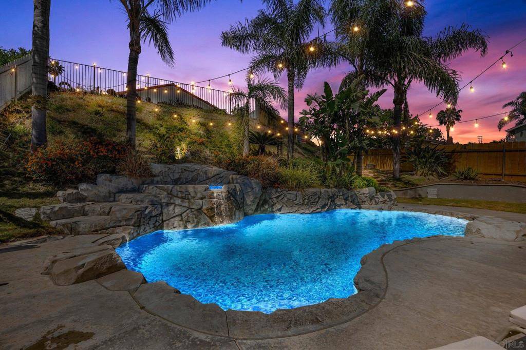 Yorba Linda, CA 92886,19741 Fernwood Plaza