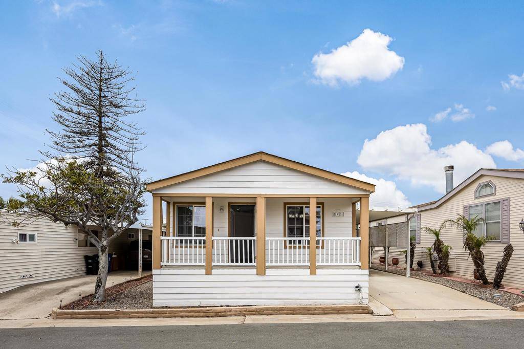 Chula Vista, CA 91911,121 Orange Ave #SPC 32
