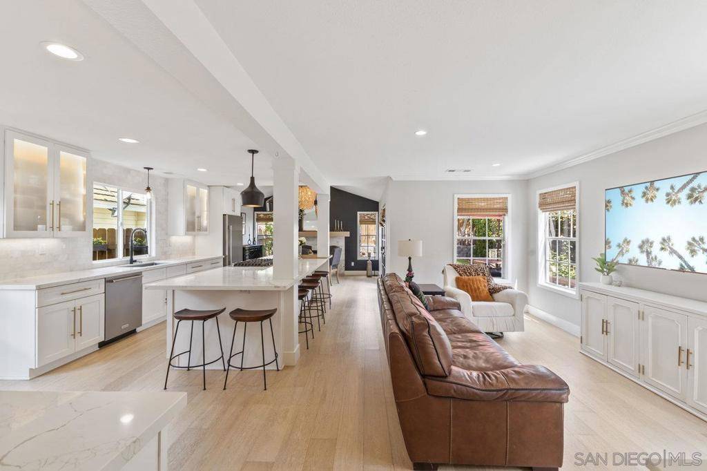 San Diego, CA 92128,10592 Rancho Carmel Dr