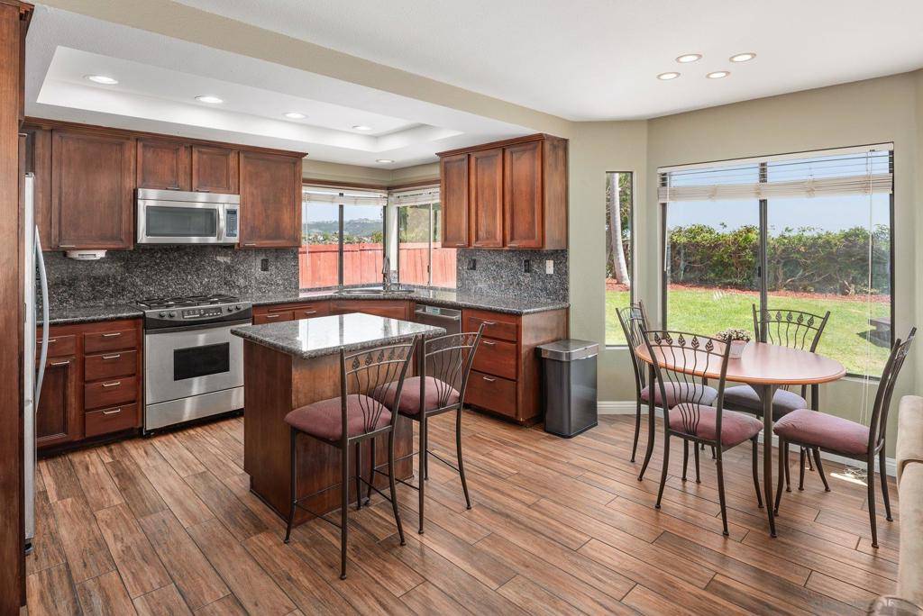 12776 Isocoma St San Diego, CA 92129