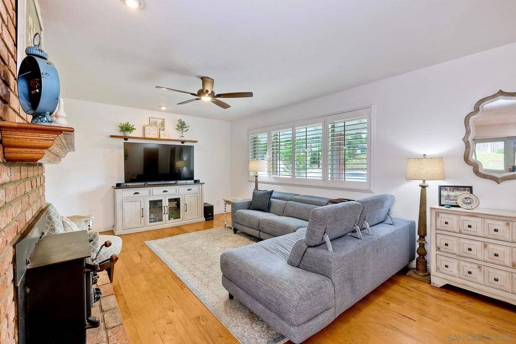 Escondido, CA 92026,1915 Rockhoff Road