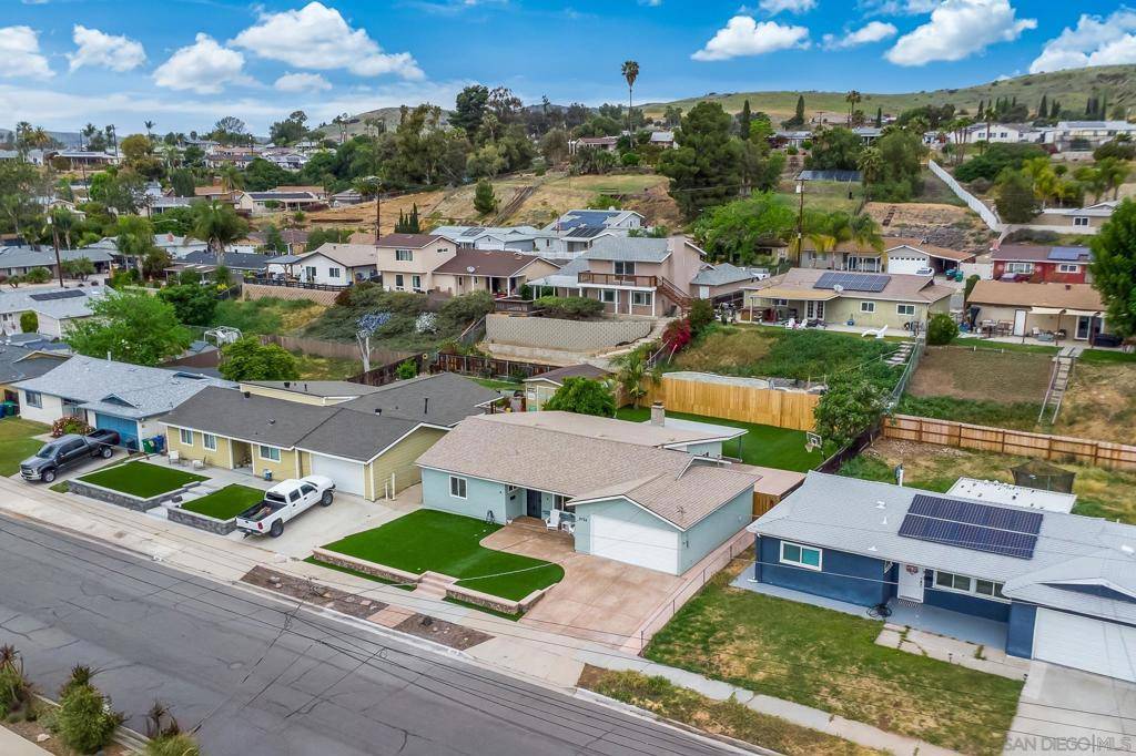 Santee, CA 92071,9728 Abbeywood Rd