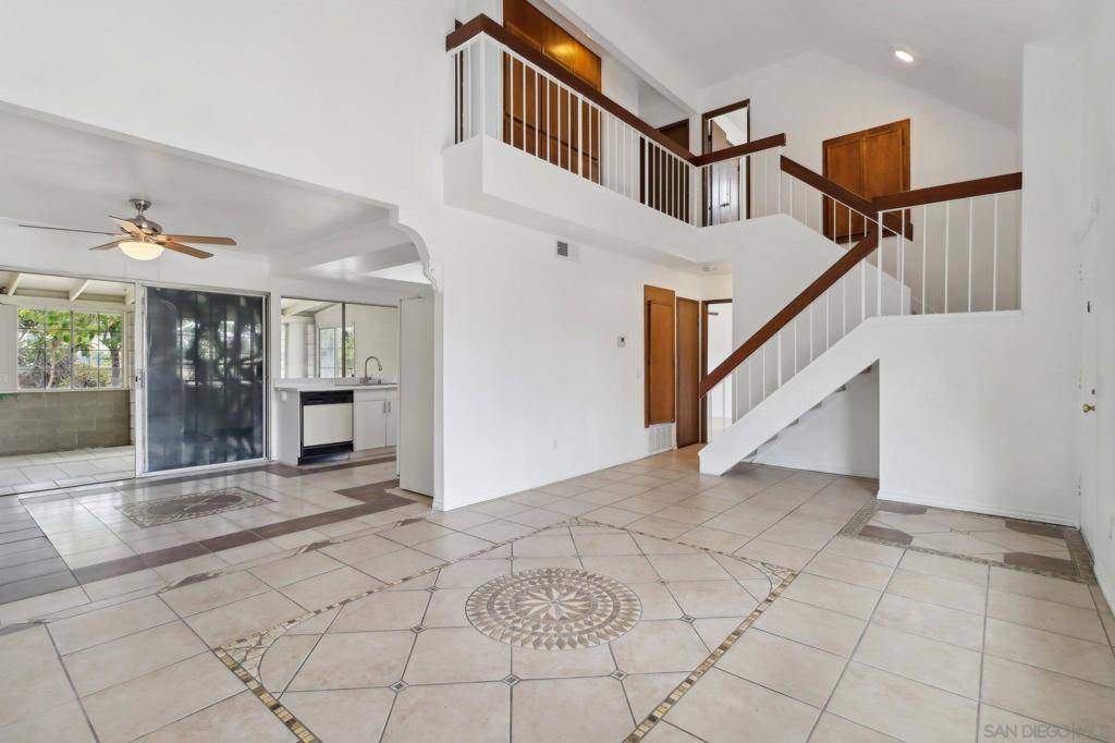 San Ysidro, CA 92173,1810 Isla De La Gaita