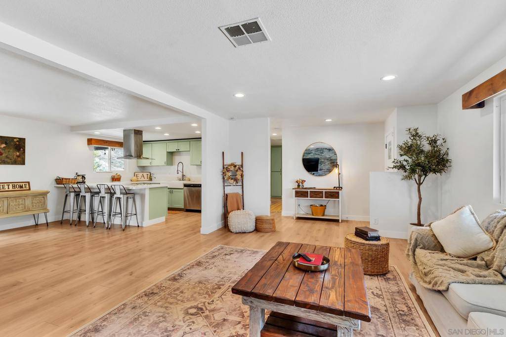 Ramona, CA 92065,16731 Highway 67