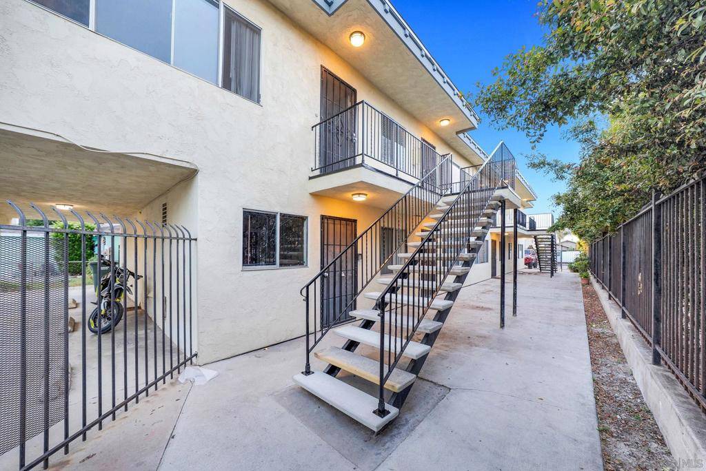 Imperial Beach, CA 91932,1041 Calla Ave