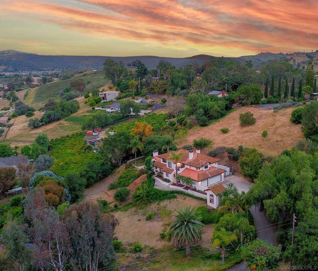 Fallbrook, CA 92028,4514 La Canada