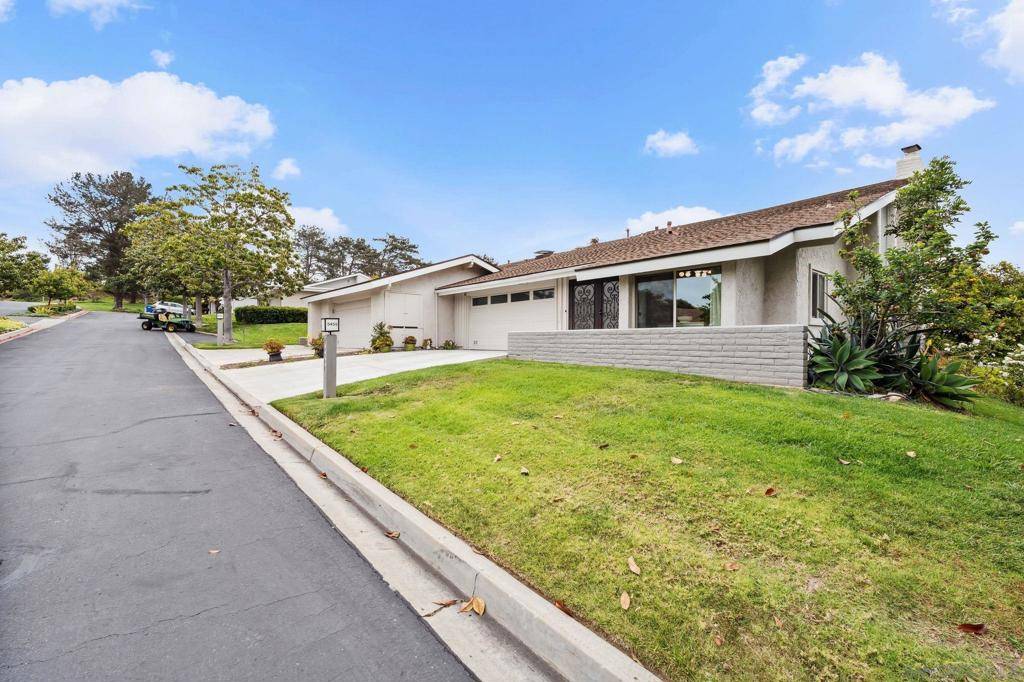 La Jolla, CA 92037,5455 Caminito Herminia
