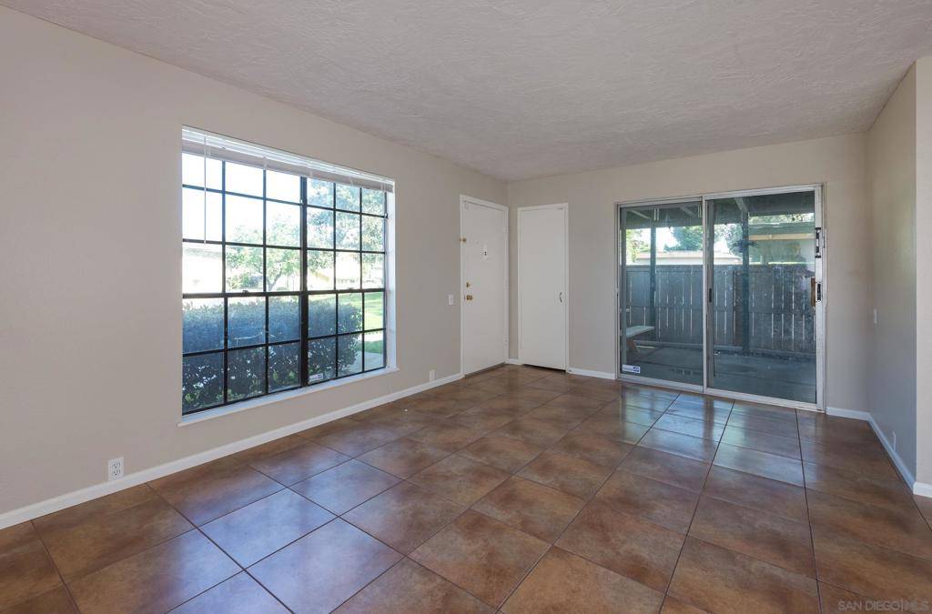 San Diego, CA 92126,9533 Caminito Toga