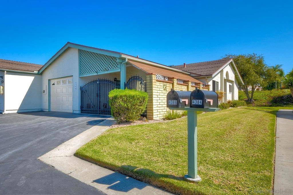 Oceanside, CA 92057,4384 Albatross Way