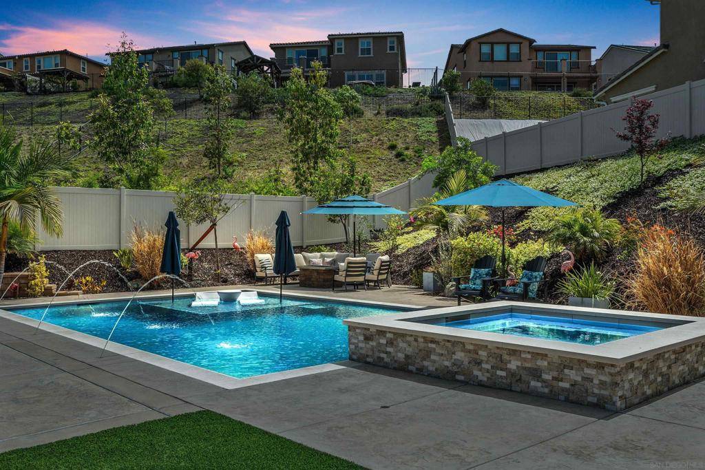 Fallbrook, CA 92028,303 Ventasso Way