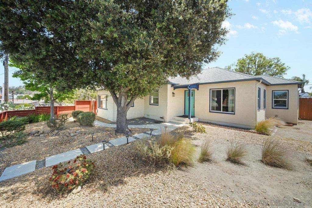 La Mesa, CA 91942,8787 Washington Avenue