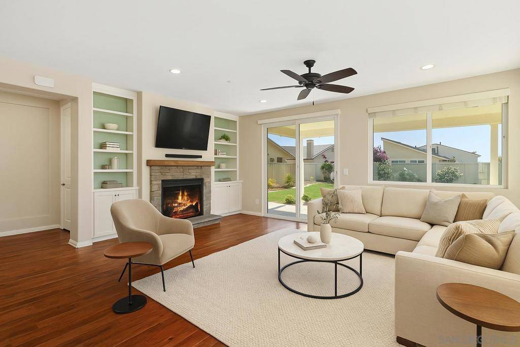 Murrieta, CA 92563,37856 Honey Pine Road